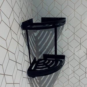 Shower corner organiser